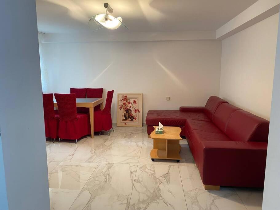Apt. Sims Bei Stuttgart Flughafen/Metzingen 2-6 Person Steinenbronn Екстер'єр фото